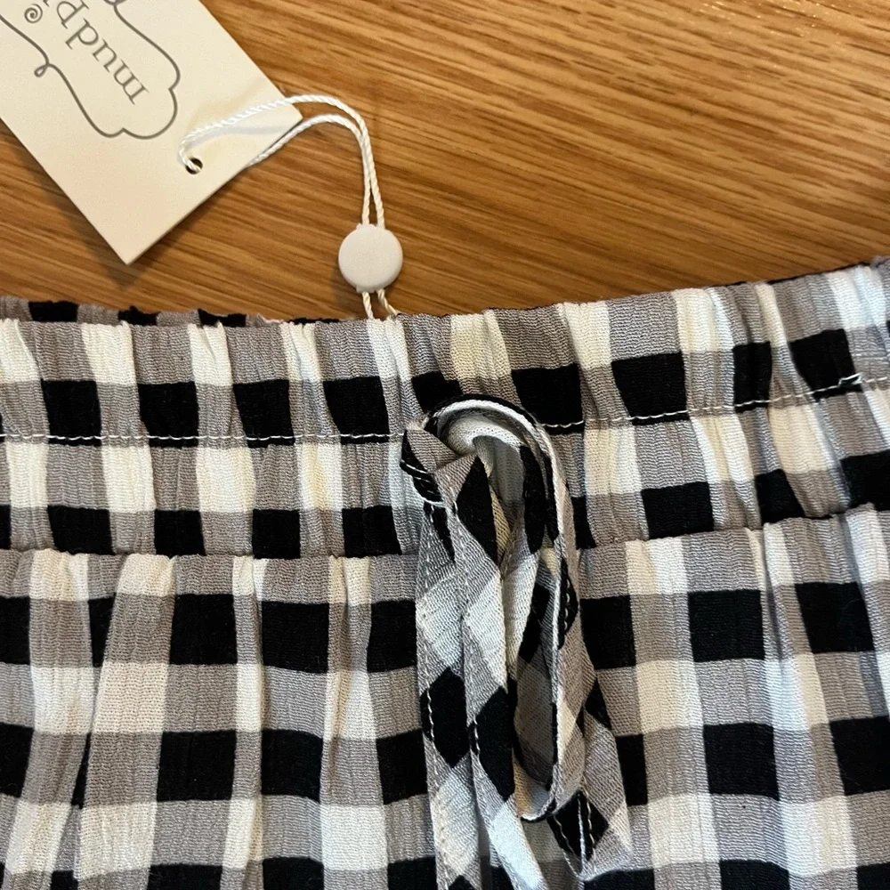 MudPie woman’s flounce checkered skirt - Picture 6 of 6
